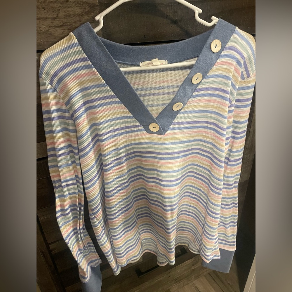 Boutique brand long sleeve